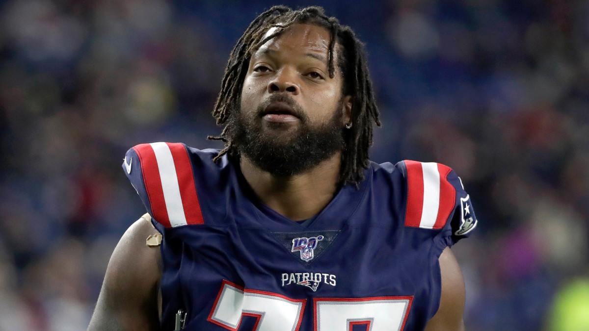 Cowboys land DE Michael Bennett — The Raider 88.1 – KTXT FM